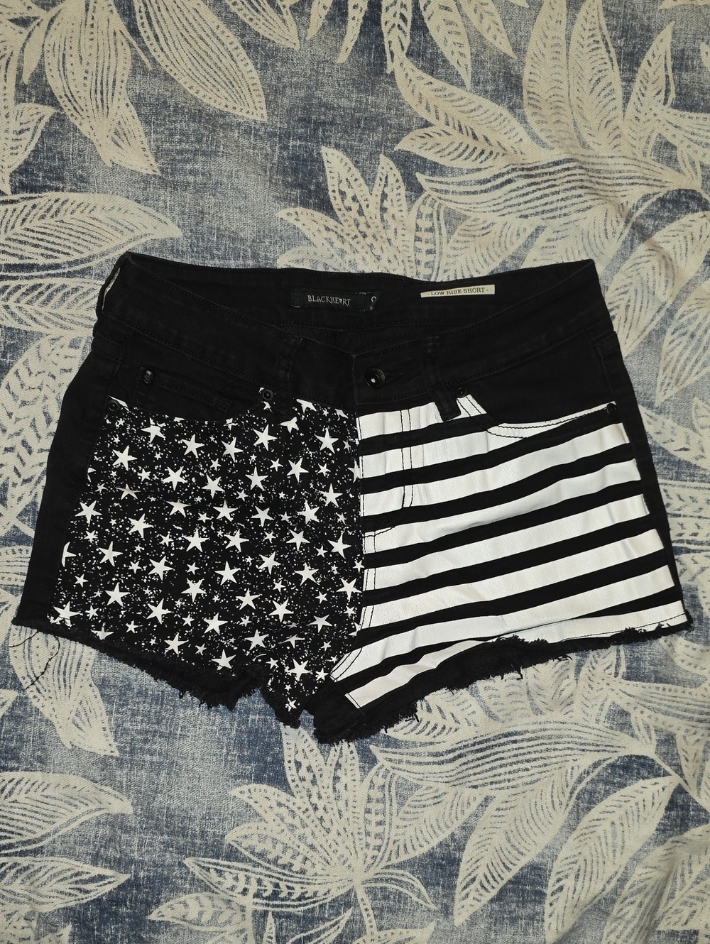 Blackheart Black & White Star-Stripe Jean Shorts